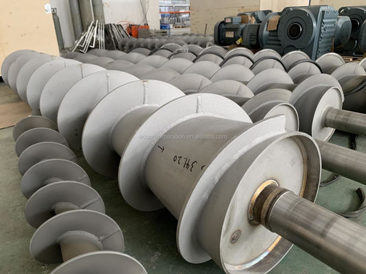 24-40 kg/h Entwässerungs-Schraubpresse-Maschine Abwasserbehandlung Mehrfachscheiben-Schraubpresse
